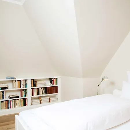 Hiidbloom-hues Von & Mehr *